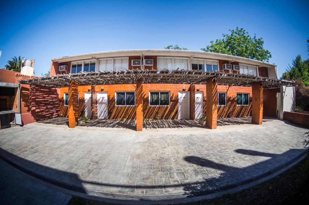 Costalago Suites- By Hvh Villa Carlos Paz Luaran gambar